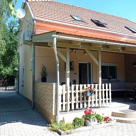 באלאטונסארסו Sommer Ferienhaus מראה חיצוני תמונה